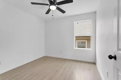 415 E Monterey Street, Denison, TX 75021 - Photo 17