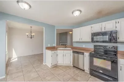 7516 Meadow Creek Drive, Fort Worth, TX 76123 - Photo 5