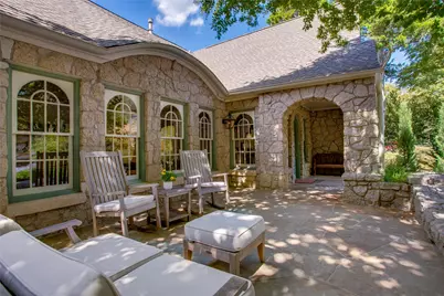 4119 Rock Creek Drive, Dallas, TX 75204 - Photo 3
