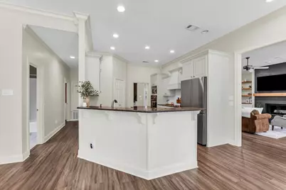 325 Elm Grove Circle, McGregor, TX 76657 - Photo 11
