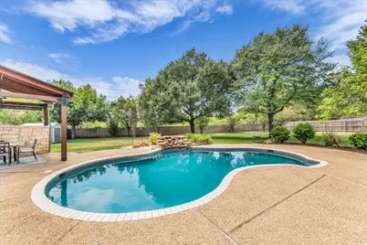325 Elm Grove Circle, McGregor, TX 76657 - Photo 35