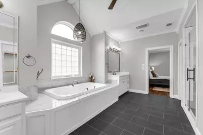 325 Elm Grove Circle, McGregor, TX 76657 - Photo 19