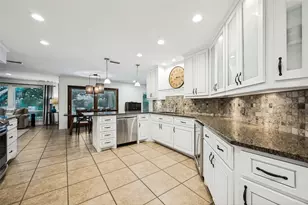 3614 Lake Pontchartrain Dr, Arlington, TX 76016 - Photo 11