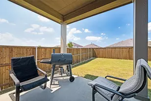 953 Adair Dr, Aubrey, TX 76227 - Photo 19