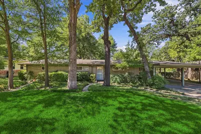 800 Briarwood Boulevard, Arlington, TX 76013 - Photo 1