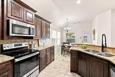 236 Firefly Drive, Springtown, TX 76082 - Photo 9