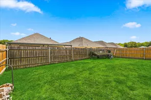 236 Firefly Dr, Springtown, TX 76082 - Photo 23