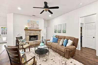 236 Firefly Drive, Springtown, TX 76082 - Photo 3