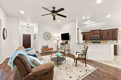 236 Firefly Drive, Springtown, TX 76082 - Photo 5