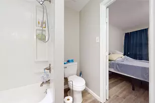 8001 Rothington Rd, Dallas, TX 75227 - Photo 13