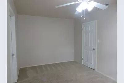 725 W Bullock Street, Denison, TX 75020 - Photo 25