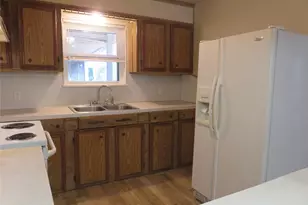 725 W Bullock St, Denison, TX 75020 - Photo 17