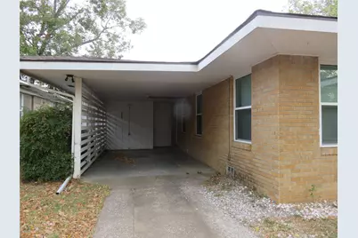 725 W Bullock Street, Denison, TX 75020 - Photo 3