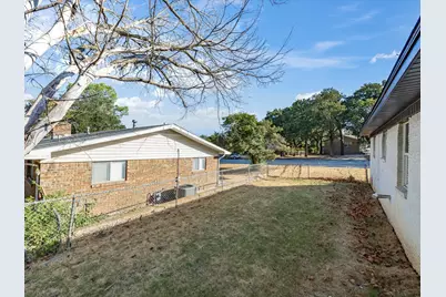 1306 Hulme Street, Bowie, TX 76230 - Photo 33