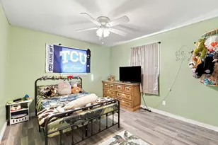 1306 Hulme St, Bowie, TX 76230 - Photo 19