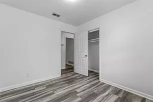 2508 Syracuse Dr, Irving, TX 75062 - Photo 31