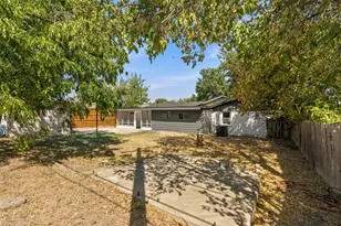 2508 Syracuse Dr, Irving, TX 75062 - Photo 39