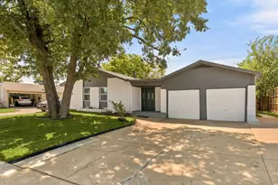 2508 Syracuse Dr, Irving, TX 75062 - Photo 3