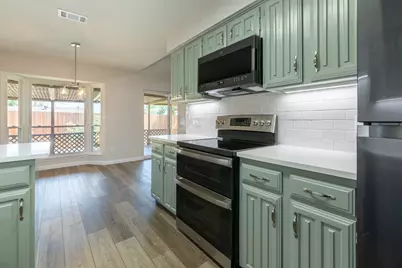 3610 Palomino Drive, Arlington, TX 76017 - Photo 9