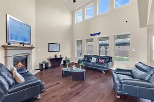 9810 Clubhouse Cir, Rowlett, TX 75089 - Photo 7