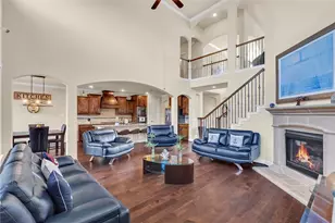 9810 Clubhouse Cir, Rowlett, TX 75089 - Photo 9