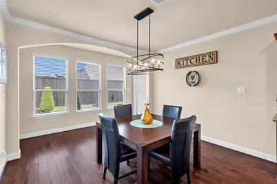 9810 Clubhouse Circle, Rowlett, TX 75089 - Photo 13