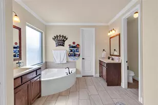 9810 Clubhouse Cir, Rowlett, TX 75089 - Photo 17