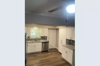 904 Spring Valley Plaza #B, Richardson, TX 75080 - Photo 3