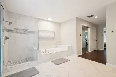 2250 Strathmore Drive, Highland Village, TX 75077 - Photo 13