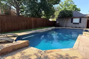 2250 Strathmore Dr, Highland Village, TX 75077 - Photo 11