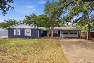 1704 Robin Rd, Pantego, TX 76013 - Photo 1