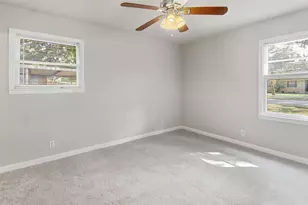 1704 Robin Rd, Pantego, TX 76013 - Photo 23
