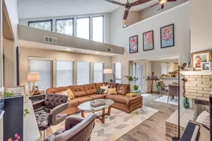 17072 Vinland Dr, Addison, TX 75001 - Photo 1