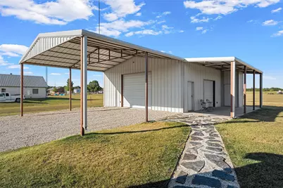 326 Lone Creek Drive, West, TX 76691 - Photo 3