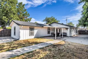 621 S 9th St, Waco, TX 76706 - Photo 31