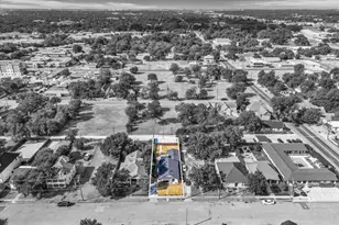 621 S 9th St, Waco, TX 76706 - Photo 37