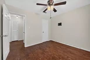 3545 Regal Rd, Fort Worth, TX 76111 - Photo 11