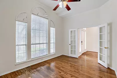 10804 Dry Creek Lane, Frisco, TX 75035 - Photo 9