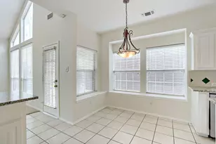 10804 Dry Creek Ln, Frisco, TX 75035 - Photo 11