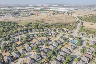 1921 Wild Horse Way, Fort Worth, TX 76247 - Photo 25