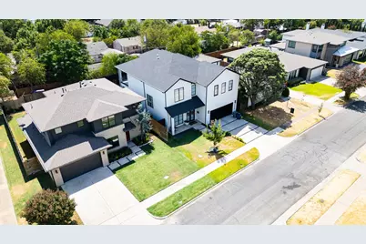4634 Newmore Avenue, Dallas, TX 75209 - Photo 39