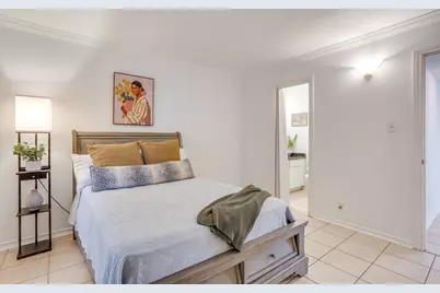 901 Roaring Springs Road, Fort Worth, TX 76114 - Photo 15