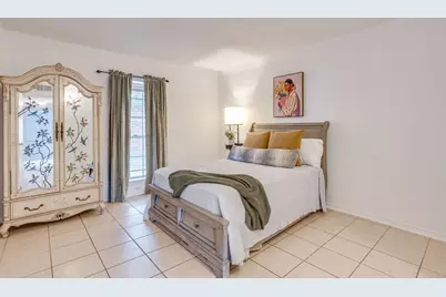 901 Roaring Springs Road, Fort Worth, TX 76114 - Photo 13