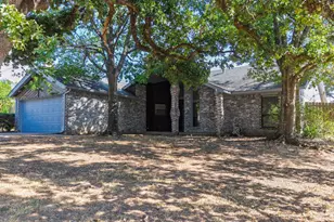 515 Highland Oaks Dr, Greenville, TX 75402 - Photo 3