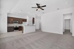 425 Rose Ave, Cleburne, TX 76033 - Photo 7