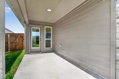 425 Rose Avenue, Cleburne, TX 76033 - Photo 27