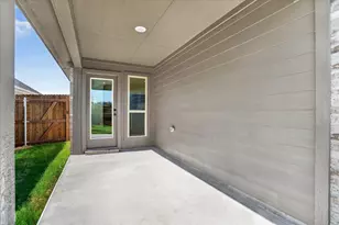 425 Rose Ave, Cleburne, TX 76033 - Photo 27