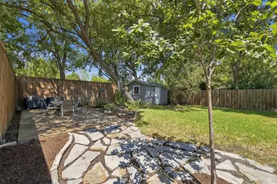 1715 Lansford Avenue, Dallas, TX 75224 - Photo 29