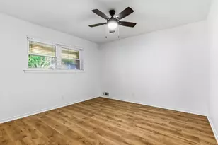1801 Clear Point Dr, Garland, TX 75041 - Photo 25