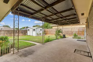 1801 Clear Point Dr, Garland, TX 75041 - Photo 35